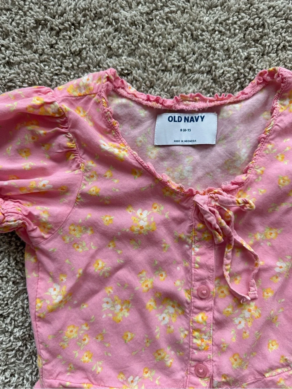 Old Navy Girls Pink Floral Dress Size Small 6/7 Puff Sleeve Button Front